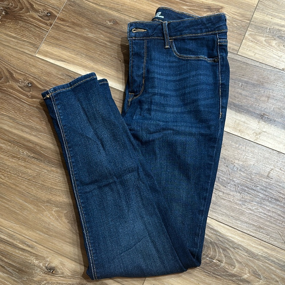 Old navy size 12 rockstar super skinny high rise with secret slim pockets
